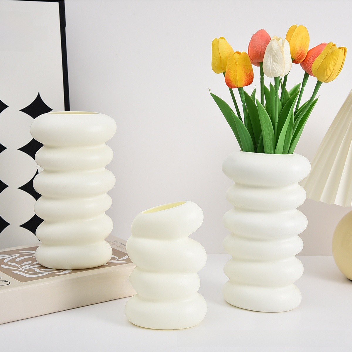 Home Decor Center - 1PC Spiral Pattern Plastic Vase Crafts
