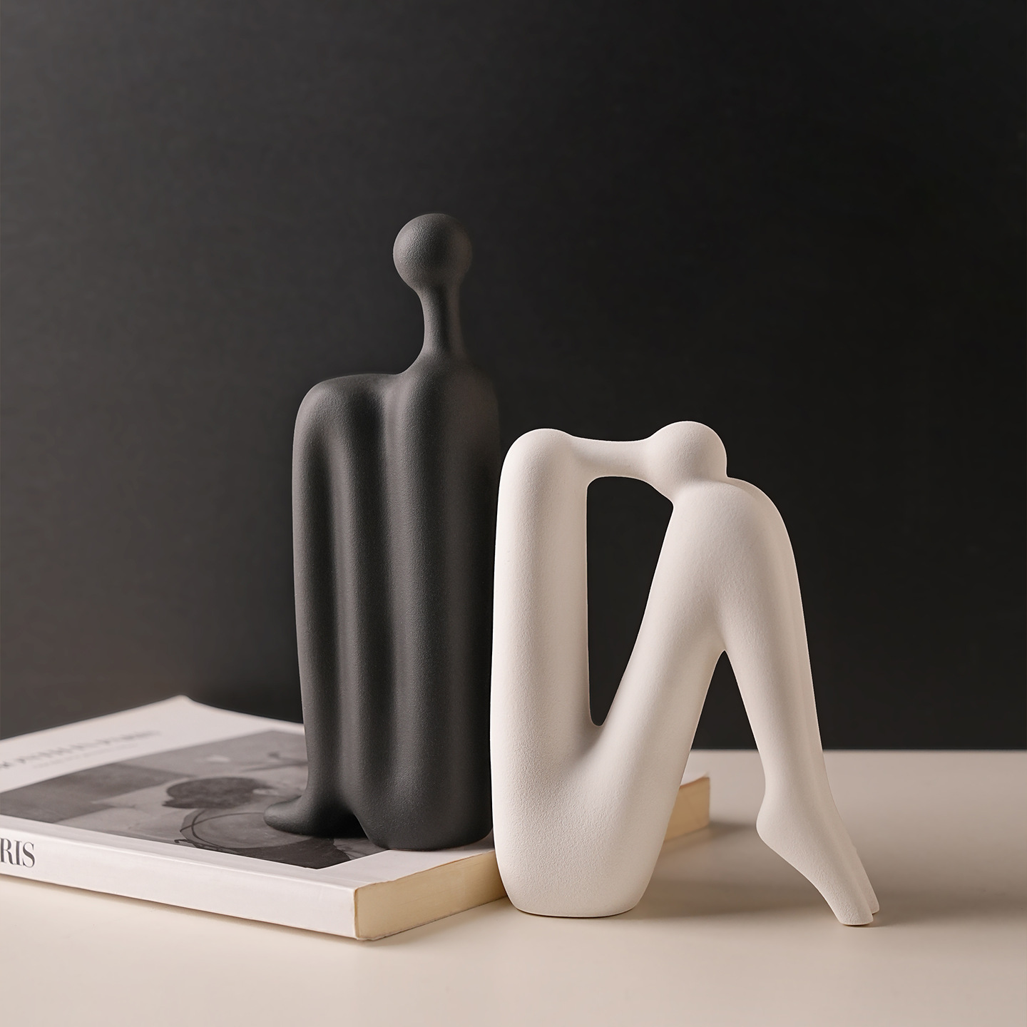 Nordic Abstract Human Figure B - Aesthetic Bookend のレビューと価格