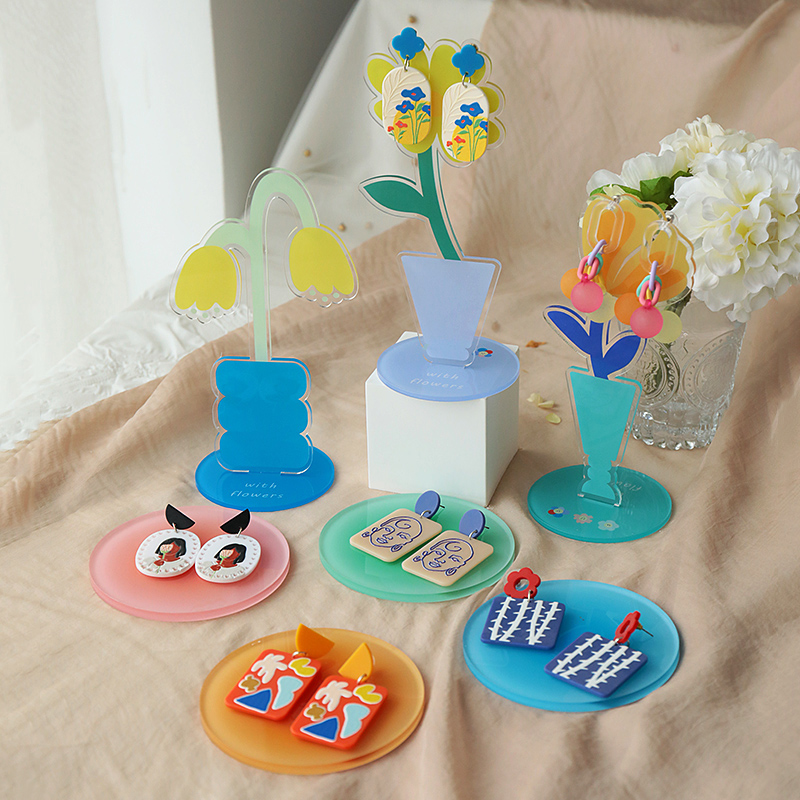 Acrylic Jewelry Display Stand  - Home Decor Online Shopping のレビューと価格