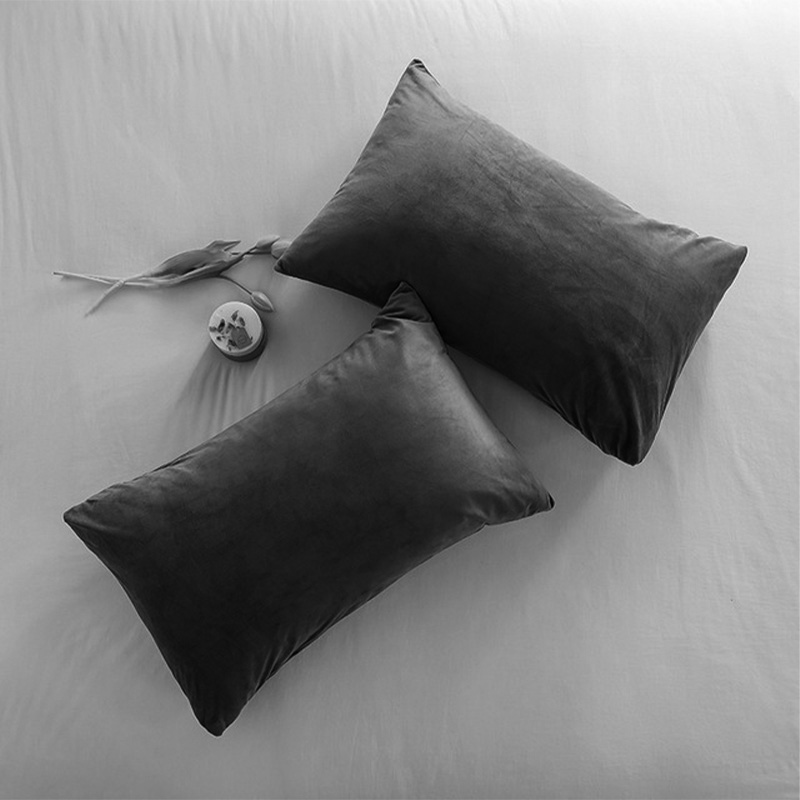 Soft Velvet Cushion Covers Pla - Home Decor Nepal のレビューと価格