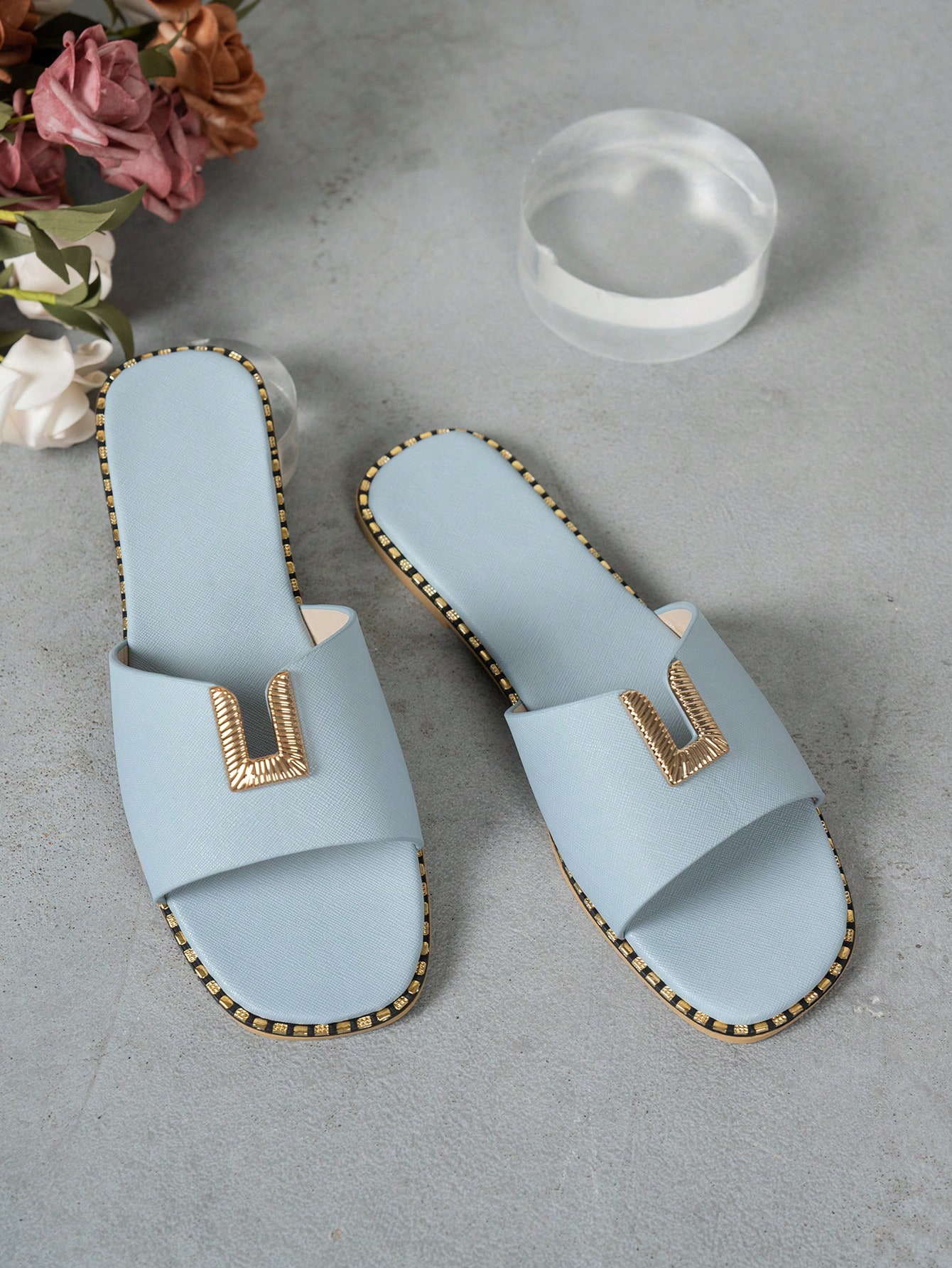 Black Flat Sandals: Soft And C - Home Decor Retro のレビューと価格
