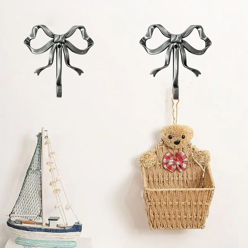 Alloy Button Hook - Nordic Sty - Home Decor Retro のレビューと価格