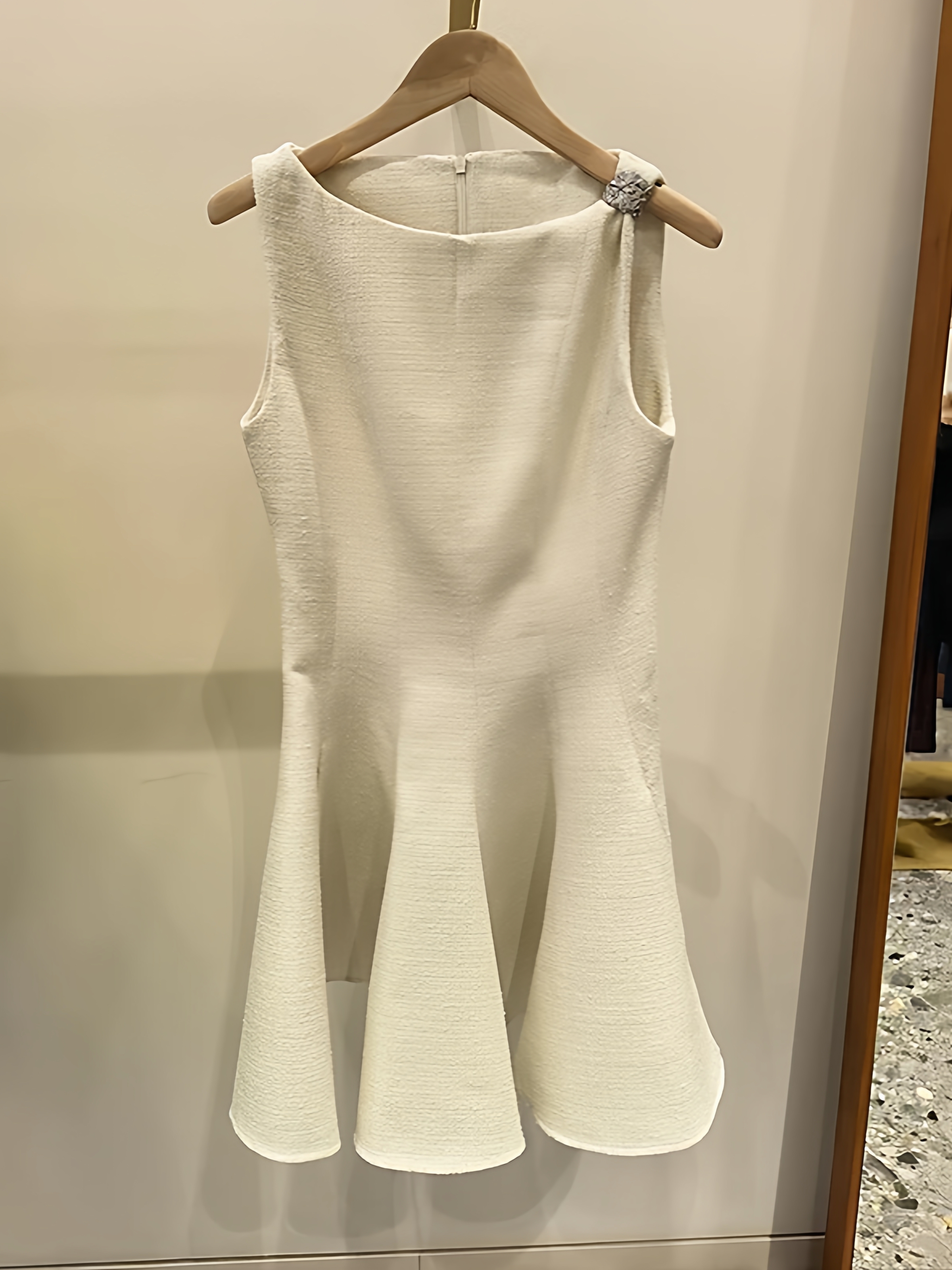 M Home Early Spring 2026 White - Home Decor Center のレビューと価格