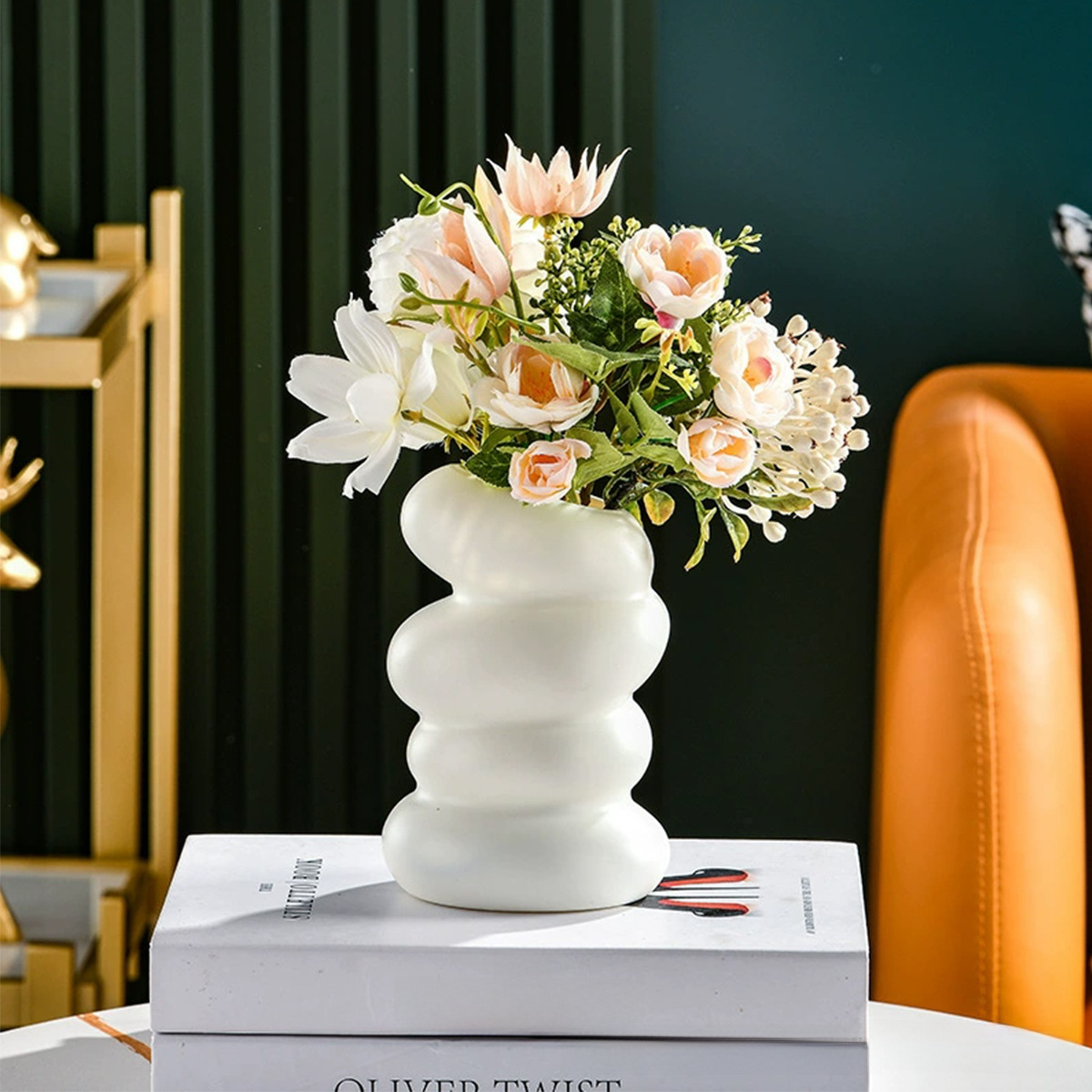 1PC Spiral Pattern Plastic Vas - Home Decor Center のレビューと価格