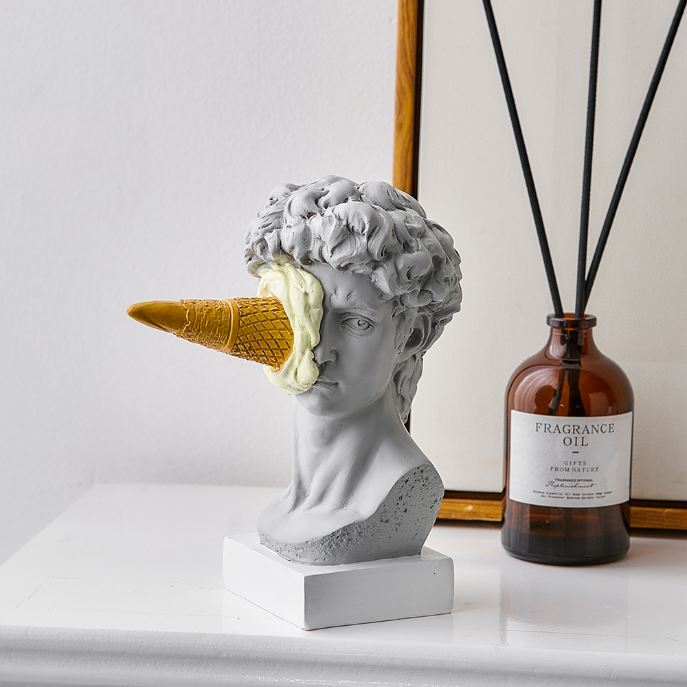 Modern Nordic Figure Ornament  - Home Decor Aesthetic Pinterest のレビューと価格
